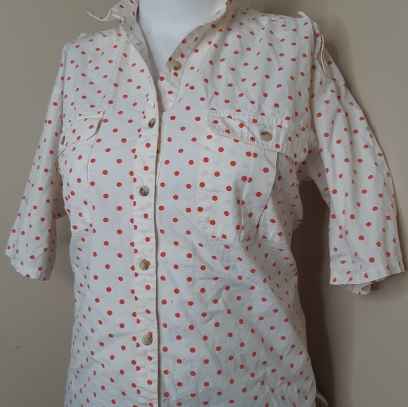 2/$25 Vintage Button Up - Picture 6 of 6